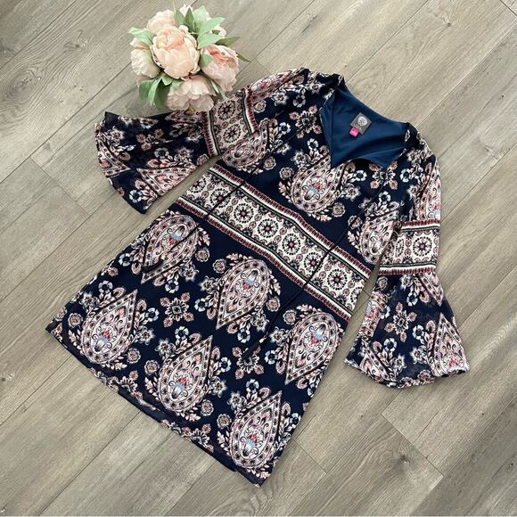 Vince Camuto Dresses & Skirts - New Vince Camuto Navy Bohemian Flare Sleeve Dress